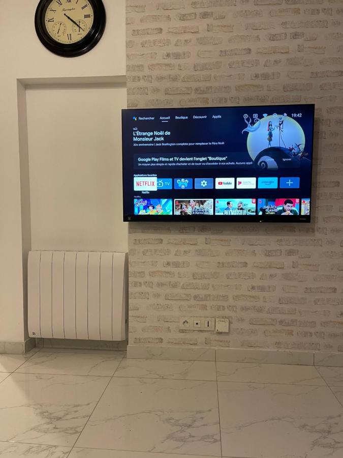 Maison Meublee Avec Parking 물랭 외부 사진